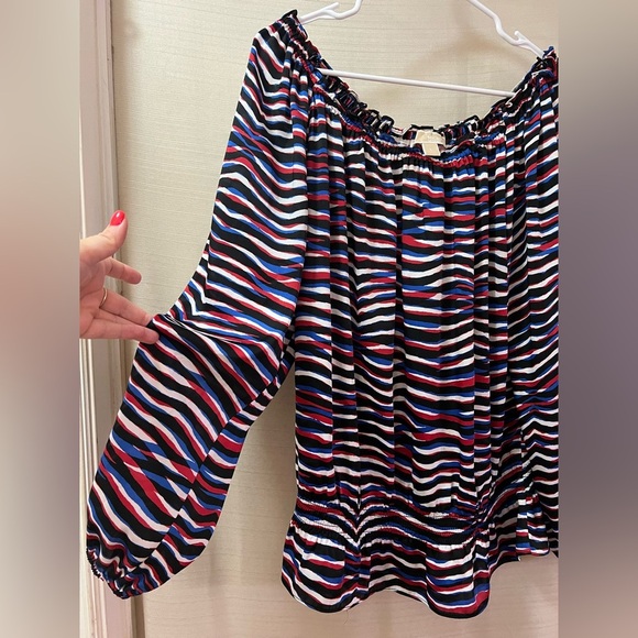 ⚫️ BOGO Michael Kors Striped Off-Shoulder Long Sleeve Women's Top Size Large - Picture 2 of 6